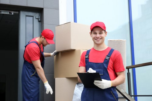 Business relocation planning for commercial moves in Holloway