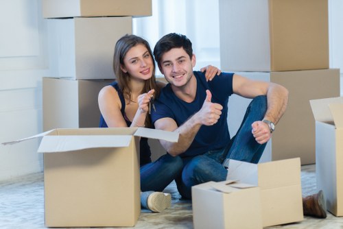 Flexible removal truck hire options for Holloway moving day
